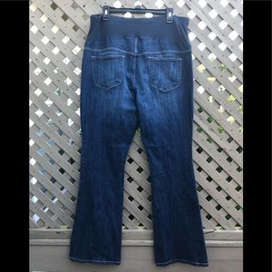Old Navy Other - EUC Women’s Old Navy Maternity Jeans Size 14 Old Navy Other - EUC Women’s Old Navy Maternity Jeans Size 14